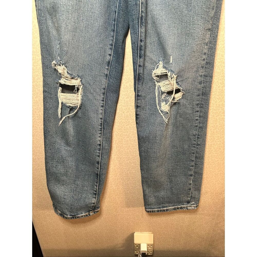 Old Navy distressed OG loose high-rise jeans - Picture 3 of 6